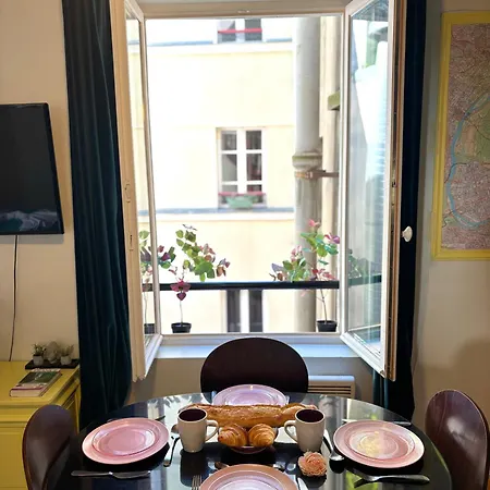 Cozy Near Louvre & St Germain Pres Aldaro Paříž
