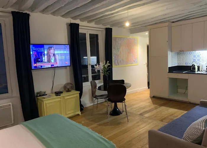 Cozy Near Louvre & St Germain Pres Aldaro Apartment Paris