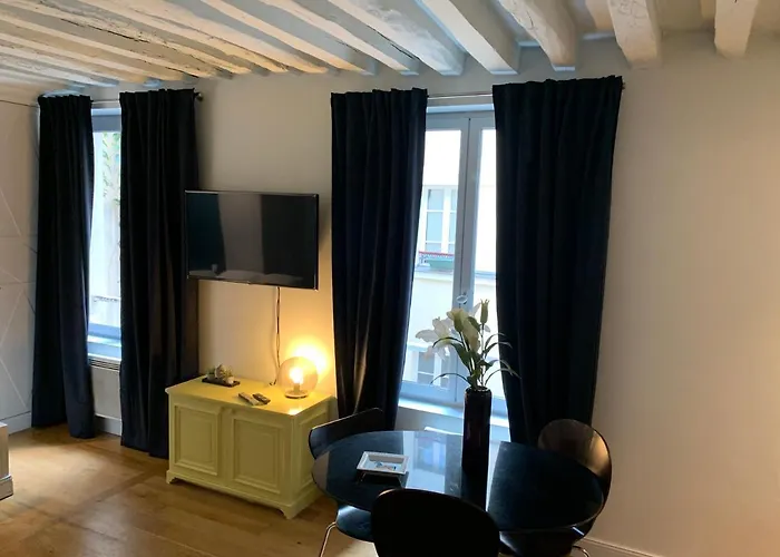 Cozy Near Louvre & St Germain Pres Aldaro Apartment Paris
